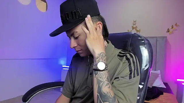 Nascary Fox online show from 03-28-26, 01:00