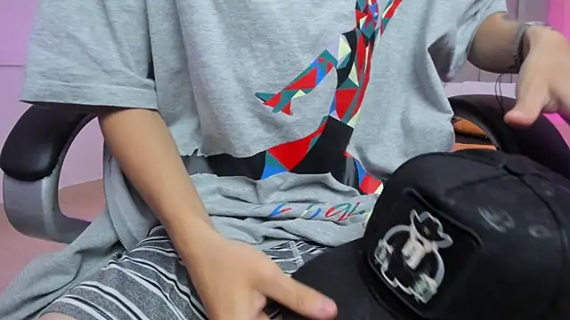 Nascary Fox online show from 04-20-26, 12:30