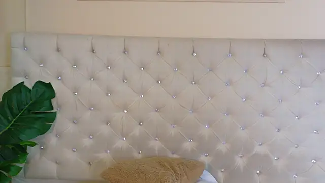 CathMellow online show from 11-28-25, 08:33