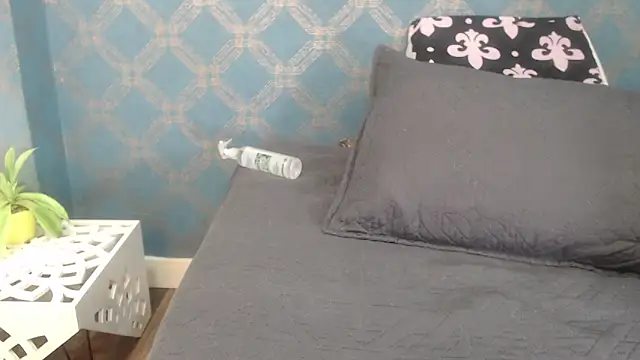 scarlett646 online show from 09-11-25, 03:06