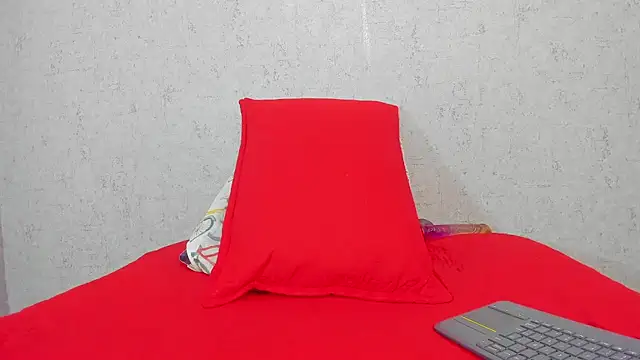 scarlett646 online show from 10-17-25, 03:10