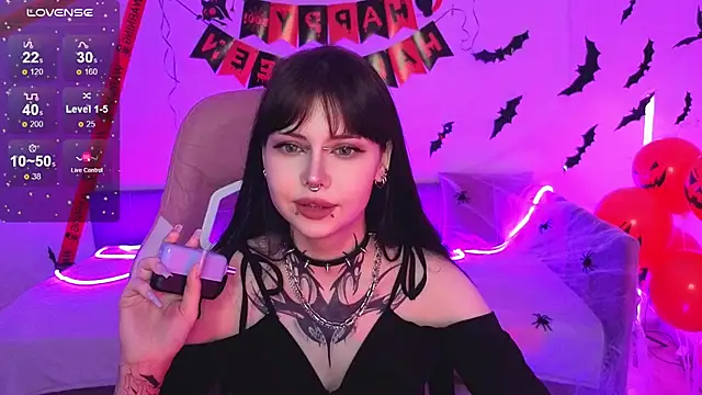 Morana Batt online show from 10-28-25, 02:26