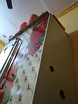 Rakhi99x online show from 11-17-25, 11:27