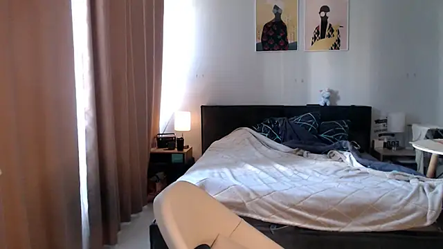 VivianCoke online show from 06-19-26, 09:02