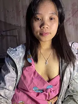 Ngoc-bbi online show from 10-24-25, 04:36