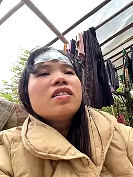 Ngoc-bbi online show from 10-27-25, 04:49