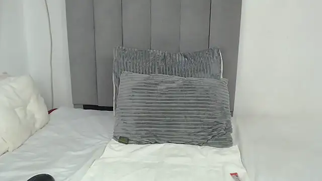 Sexy melanin17 online show from 10-14-25, 06:09