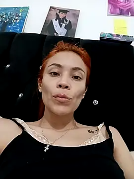 dulcelatin21 online show from 09-15-25, 05:02