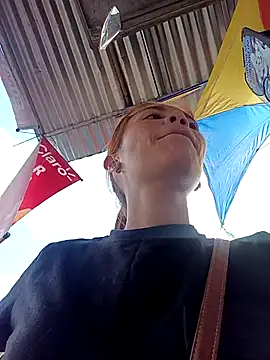 dulcelatin21 online show from 10-01-25, 07:09