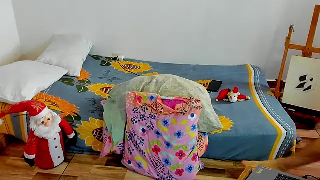 AliottTwink online show from 12-15-25, 10:03