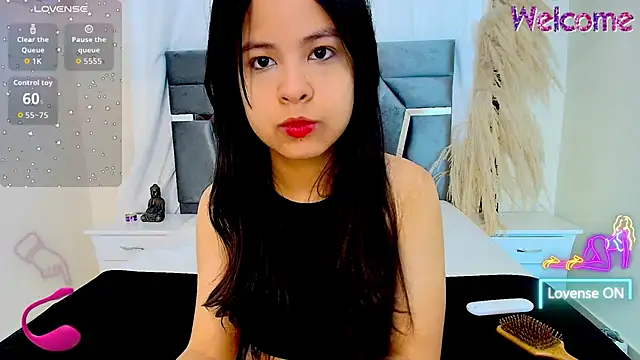 MiniLove 01 online show from 03-09-26, 12:09