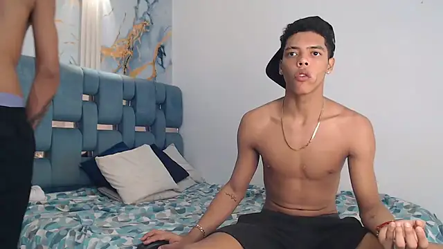 PRETTY FEM online show from 03-04-26, 01:44