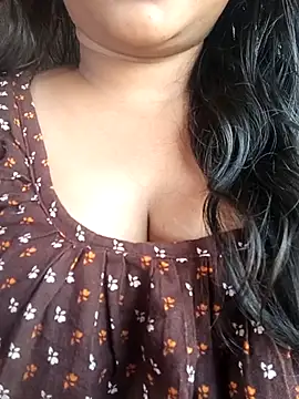 Aaradhya Sharma online show from 10-27-25, 09:57