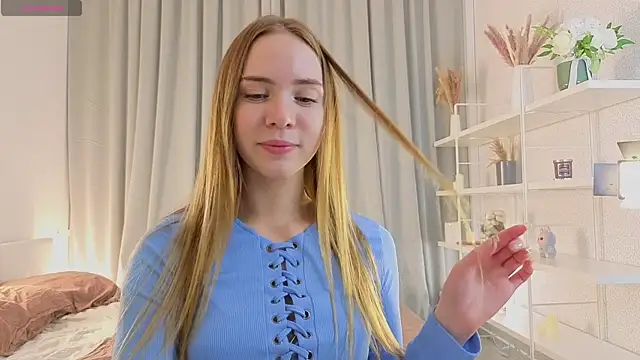 CarollSmithh online show from 11-13-25, 09:03