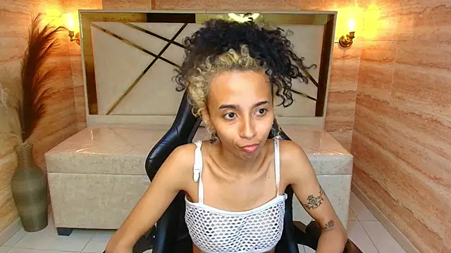 Agnis ink r online show from 11-15-25, 01:36