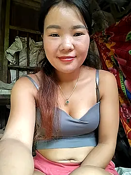 Snapshot of lylylove chatting on 09-14-25, 02:33 lylylove online show from 09-14-25, 02:33
