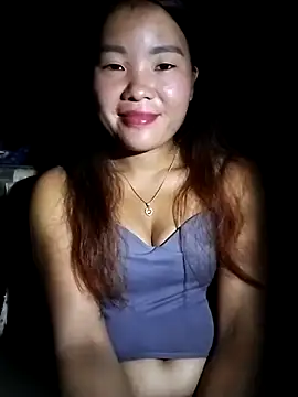 Snapshot of lylylove chatting on 09-23-25, 12:52 lylylove online show from 09-23-25, 12:52