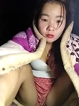 lylylove online show from 12-14-25, 12:49