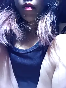 Ngocmi909 online show from 04-04-26, 10:51