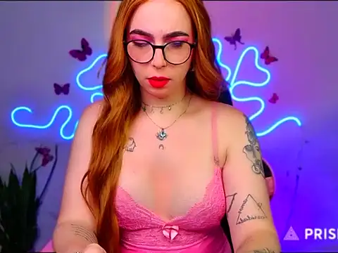 Snapshot of VIckSexyDoll chatting on 10-07-25, 05:10 VIckSexyDoll online show from 10-07-25, 05:10