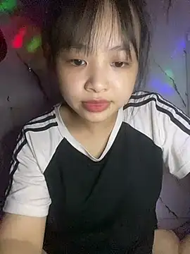 Snapshot of candy___123 chatting on 10-02-25, 03:30 candy   123 online show from 10-02-25, 03:30