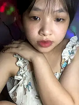 Snapshot of candy___123 chatting on 10-10-25, 02:49 candy   123 online show from 10-10-25, 02:49
