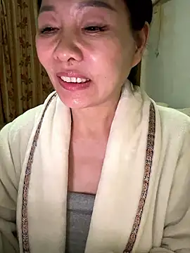 xiiuuff18 online show from 01-12-26, 11:26