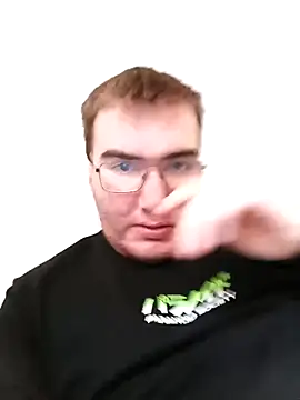 Snapshot of LolGamer54321 chatting on 05-02-26, 12:32 LolGamer54321 online show from 05-02-26, 12:32