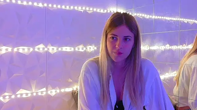 Aishha  online show from 09-19-25, 05:20