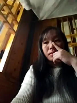 miss-su online show from 11-16-25, 01:22