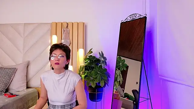 Snapshot of Zafiro_Gem_ chatting on 09-12-25, 07:58 Zafiro Gem online show from 09-12-25, 07:58
