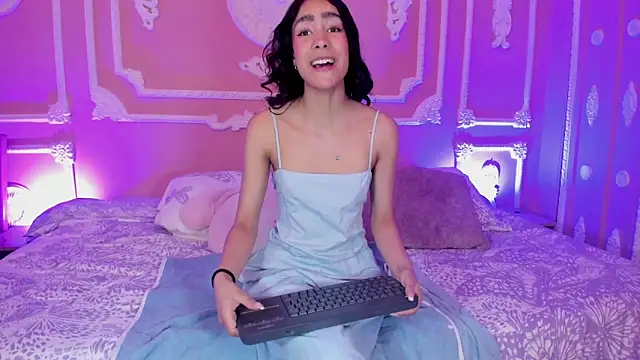 aitana johns online show from 10-09-25, 12:25