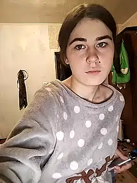 ToryTayler online show from 09-15-25, 04:18