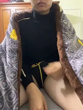 anhduc2k555 online show from 11-18-25, 08:08