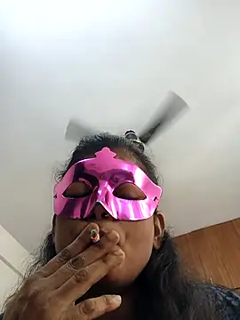 your chandni04 online show from 11-10-25, 07:40