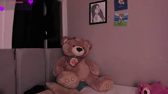 EmystarX online show from 08-09-26, 03:34