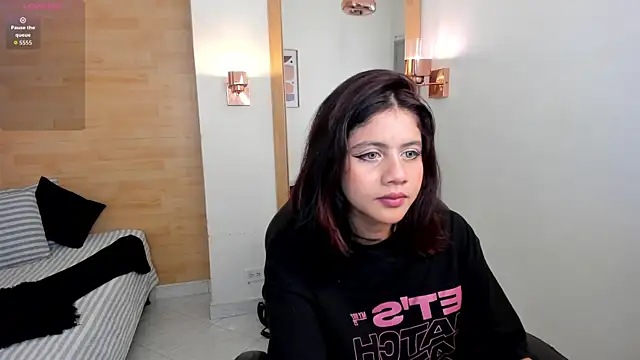 Julieth brown  online show from 09-14-25, 12:26