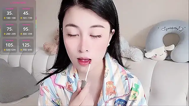 LuLu-Moon online show from 10-23-25, 07:29