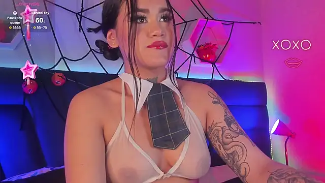 Snapshot of _carla_rosee chatting on 10-19-25, 04:46  carla rosee online show from 10-19-25, 04:46