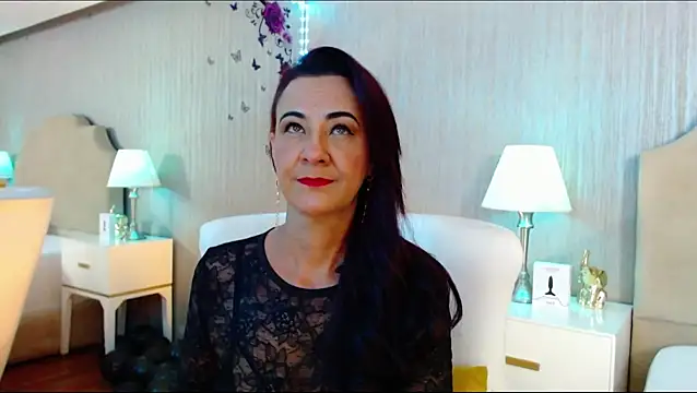 ScarleetJonson online show from 10-07-25, 07:11