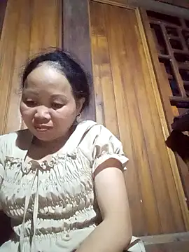  YooY  online show from 09-23-25, 12:08