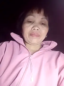  YooY  online show from 10-27-25, 02:43