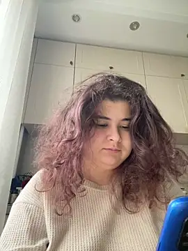 AliceCurlyX online show from 01-08-26, 09:00