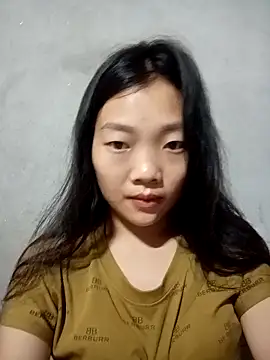 Snapshot of Ananine chatting on 04-17-26, 10:57 Ananine online show from 04-17-26, 10:57