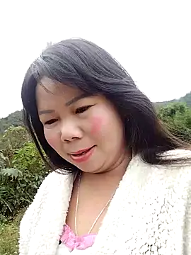 lusy-00 online show from 11-19-25, 02:00