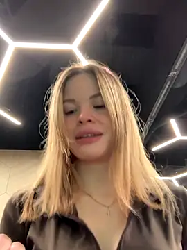 SMELLSEX online show from 10-29-25, 06:53