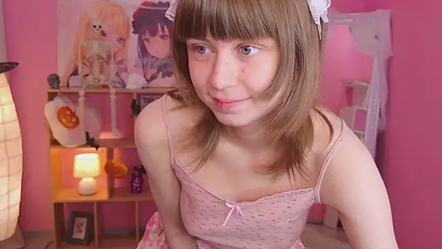 Snapshot of Katie_ktk chatting on 10-23-25, 01:54 Katie ktk online show from 10-23-25, 01:54