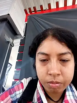 Syndel23 online show from 04-18-26, 02:43