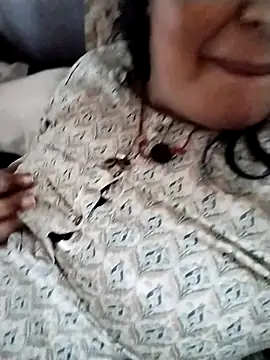 Snapshot of Jann_Riya333 chatting on 10-26-25, 11:49 Jann Riya333 online show from 10-26-25, 11:49