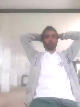 Snapshot of Ostall chatting on 09-15-25, 07:47 Ostall online show from 09-15-25, 07:47